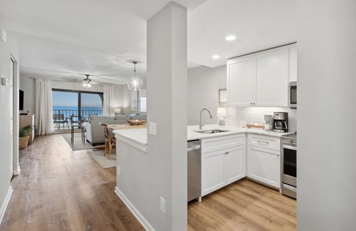 Fernandina Beach Condo | AIP RESORT,5th FLOOR, TURTLE DUNES,STEPS TO THE BEACH AND POOL, RENOVATED