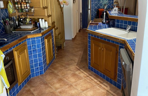 Santa-Reparata-di-Balagna Villa | Air-conditioned villa with secure swimming pool, sleeps 12, 5mn from beach WIFI, Internet