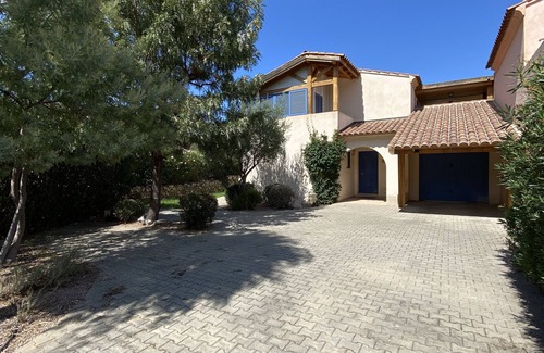 Santa-Reparata-di-Balagna Villa | Air-conditioned villa with secure swimming pool, sleeps 12, 5mn from beach WIFI, Internet