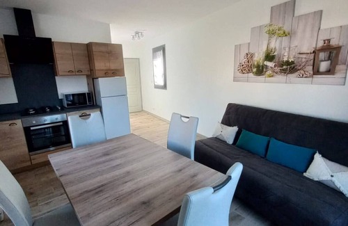 Saint-Julien-de-Peyrolas House | Air-conditioned house with exterior, 5 minutes from the beaches of the Ardèche.
