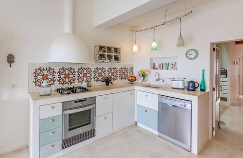 Colonia de Sant Pere House | Air Conditioned House with Terrace, Garden, Fantastic View & Wi-Fi