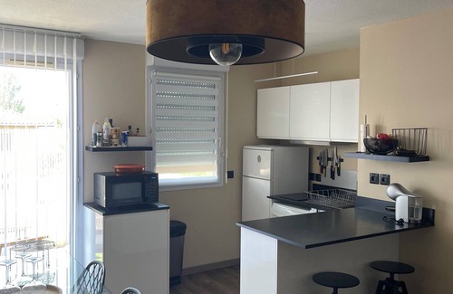 Morieres-les-Avignon Apartment | Air-conditioned T2 apartment