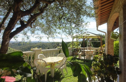 Montaleigne Villa | Air-conditioned villa with private pool and garden, 5 km from the sea