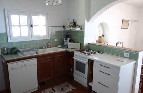 Pardigon Villa | Air-conditioned villa with 2 bedrooms, terrace and garage