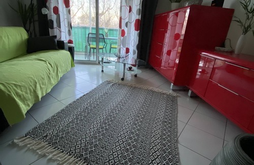 Marseillan Plage Apartment | Air-conditioned studio with garage, direct beach access
