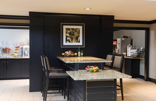 Forestview Condo | Air-Conditioned King Suite | Complimentary Breakfast