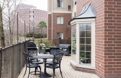 Forestview Condo | Air-Conditioned King Suite | Complimentary Breakfast