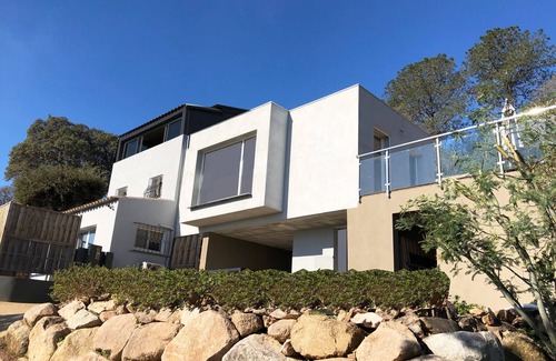 Mucchitone Apartment | Air-conditioned 75m2 duplex with spa and panoramic views!