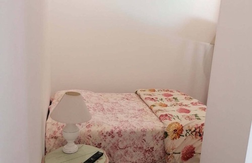 Le Thoronet Other | Air-conditioned accommodation with swimming pool for 2 people, no pets