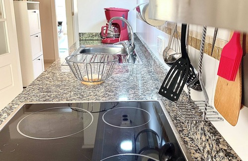 Pueblo Mascarat Apartment | Air-conditioned apartment 700m from the beach