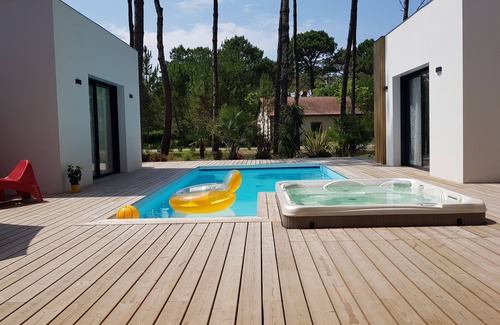 Moliets-et-Maa Villa | Air-conditioned villa, 4 bedrooms, 4 bathrooms, heated pool, jacuzzi, sauna