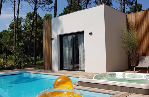 Moliets-et-Maa Villa | Air-conditioned villa, 4 bedrooms, 4 bathrooms, heated pool, jacuzzi, sauna