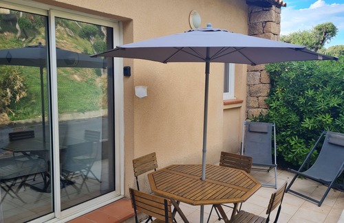 Serra-di-Ferro Apartment | Air-conditioned apartment on one level in a residence *pool, mini golf, sea .
