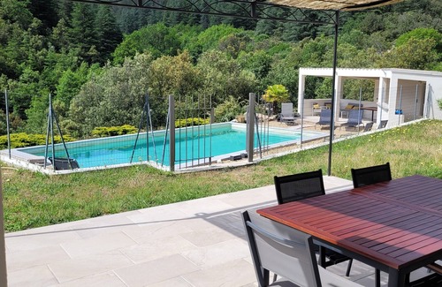 Roquedur House | Air-conditioned house with swimming pool in the Cévennes