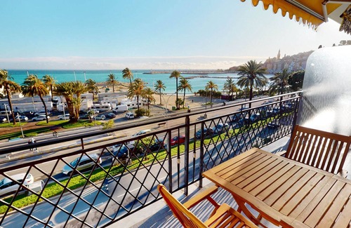 Menton Apartment | Air-conditioned studio with sea-facing terrace in Menton
