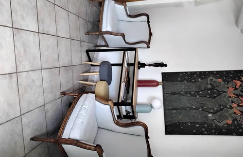 Barbentane House | Air-conditioned villa on edge of forest, 15 minutes from Avignon, heated pool.