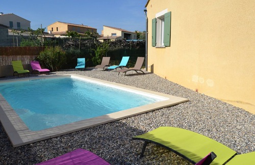 Malaucene Villa | Air-conditioned villa, private pool 100m from the start of the Mont Ventoux climb