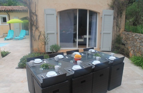 Cabris Villa | Air-conditioned villa up to 10 pers. with swimming pool, sauna, 5-seater spa