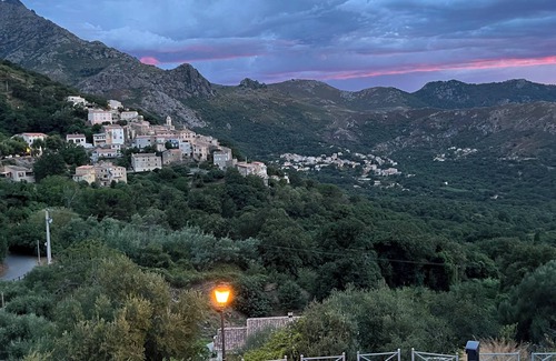 Nessa House | Air-conditioned village house with swimming pool -Casa Orsini -