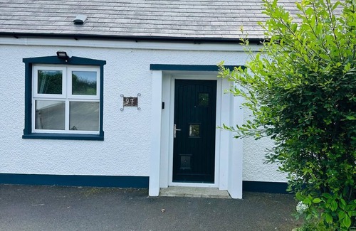 Coleraine House | Airbnb and Holidays Home