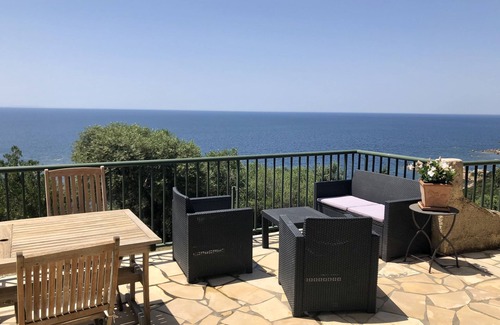 Porto Pollo House | Airconditioned villa for 10 people in maquis with 180° sea view Sea access 600M