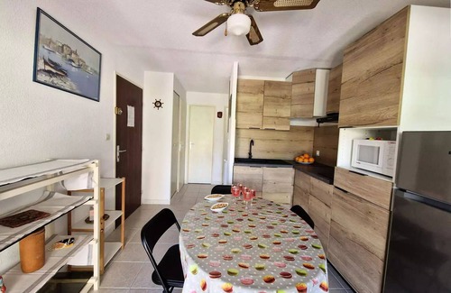 Marseillan Plage Apartment | Airettes Residence (res. Les) - 3 Rooms for 6 People