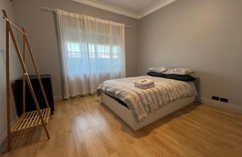 Wolli Creek House | Airport Guesthouse