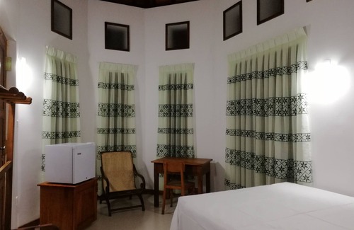 Seeduwa - Katunayake Bed & Breakfast | Airport Nearest Easy & Comfort.