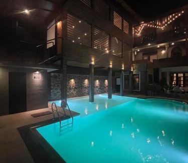 Seeduwa - Katunayake Ski Chalet | Airport waterfront chalet