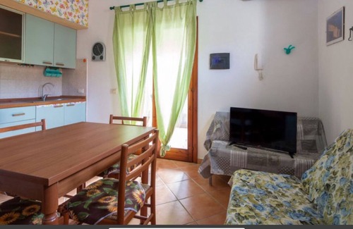 Olbia Apartment | AIRPORTby walkCOMM.CENTERharbourBUS-SHUTTLE-WI FI-GARDEN-free PARK-WASH MAircon