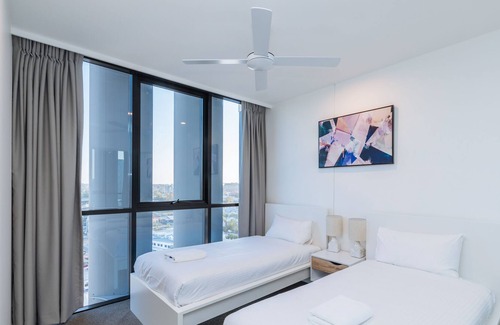 Woolloongabba Apartment | Airtrip Apartments on Deshon St