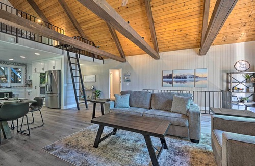 Lake Arrowhead Cabin | Airy Alpine Getaway w/Lake Arrowhead Views!