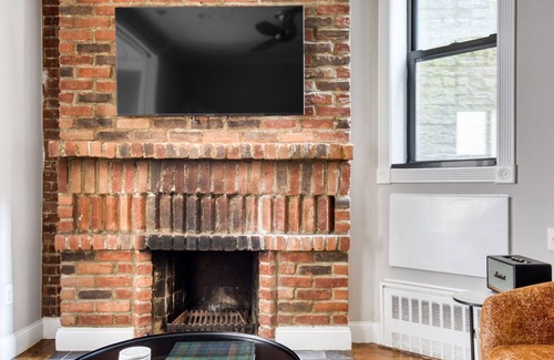 Peter Cooper Village Apartment | Airy Kips Bay 1BR w/Elevator & W/D, near MSQ Park & 6, by Blueground