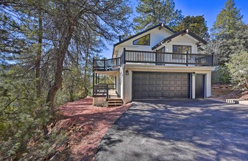 Strawberry House | Airy Pine Cabin with Deck and Pool Table, Near Hiking!