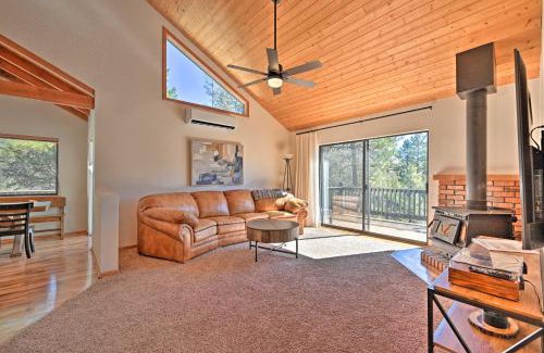 Strawberry House | Airy Pine Cabin with Deck and Pool Table, Near Hiking!