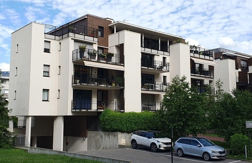 Aix-les-Bains Apartment | Aix-les-Bains Grand Port T2 Furnished 3 Stars Terrace 57m2