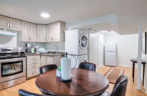 Ajax House | Ajax Suites