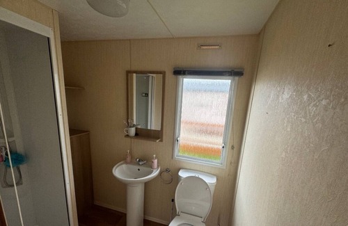 Rhyl House | ajs caravan hire Rhyl 3 bed 8 birth