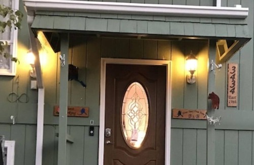 Airport Heights Community Council Apartment | AK Home Away From Home
