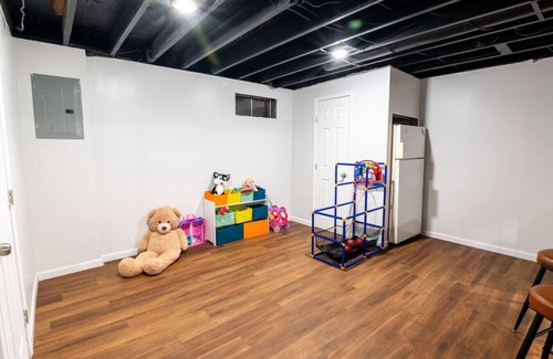 Maryland Heights Apartment | AK`s STL Pearl Grey House - Game Room