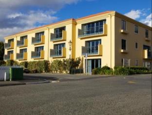 Akaroa Hotel | Akaroa Criterion Motel
