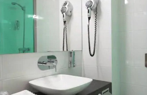 Saint-Herblain Hotel | Akena Nantes Atlantis