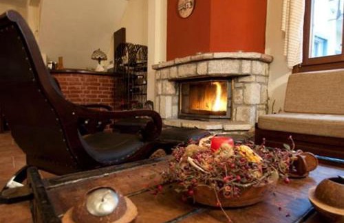 Kalivia House | Akrolimnia