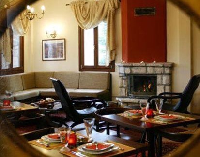 Kalivia House | Akrolimnia