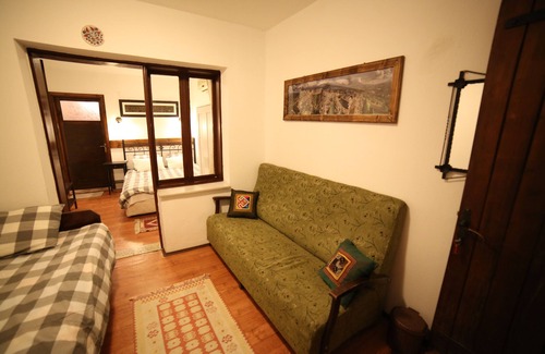 Bergama House | Akropolis Guest House