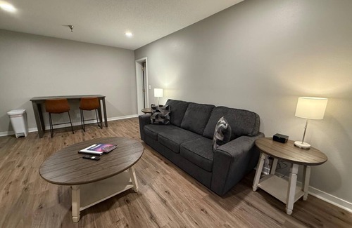 South Central Omaha Apartment | Aksarben 2 Bedroom-Close to I80