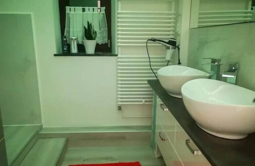 Sonnen Apartment | Aktive Erholung im sonnigen Sonnen: FeWo Relax für abenteuerlustige Urlauber