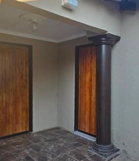 Mamaolo Apartment | Akwaaba Fie Guesthouse