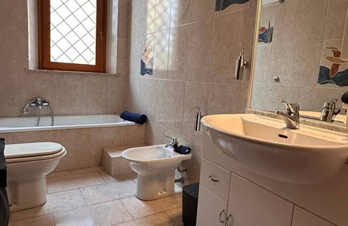 Pisa Apartment | Al.Ma: Spacious Apartment near Cisanello