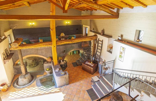 Zafferana Etnea House | Al Palmento - ancient Sicilian millstone at the foot of Etna